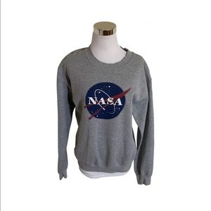 ▪️6/$25▪️ NASA Grey Graphic Sweatshirt